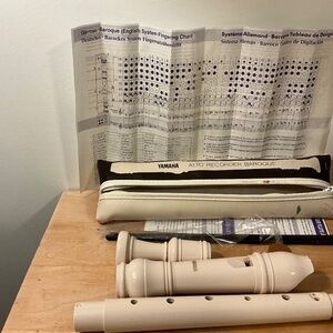 Yamaha Alto Recorder Baroque with Carrying case Manual fingering chart cleaning